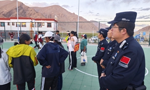 阿里边境民警全力护航多玛乡首届乡村“奥运会”开赛 